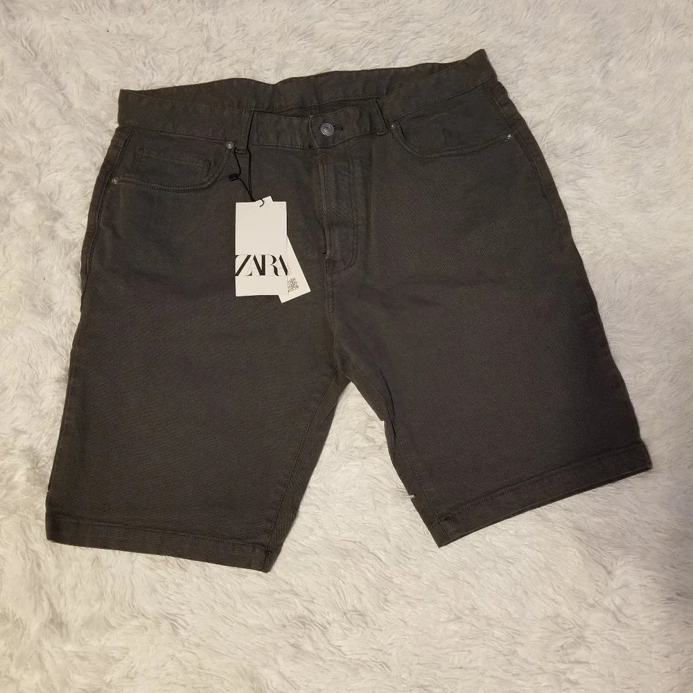NWT MENS ZARA STEEL GRAY DENIM SHORTS SIZE 44 - Picture 1 of 8